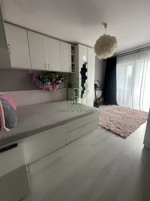 Apartament cu 2 camere, decomandat, Floresti + parcare