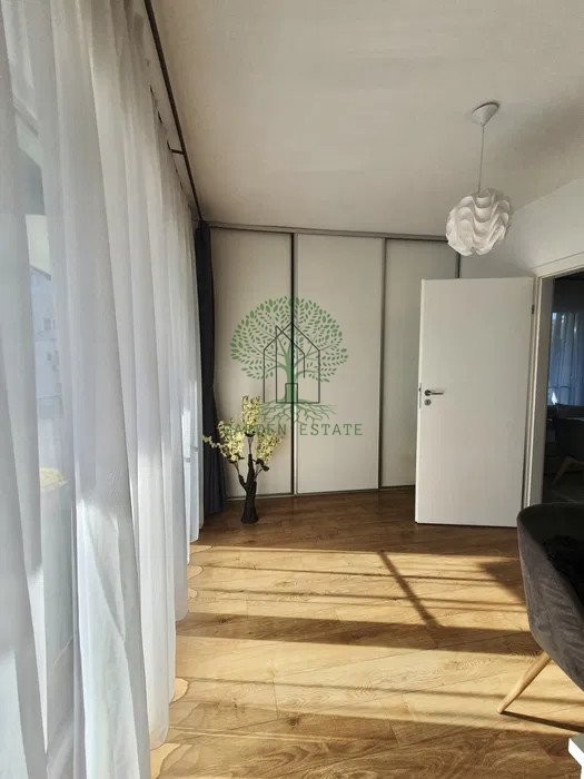 Apartament 2 camere, decomandat, zona Oasului 86-90, Iris