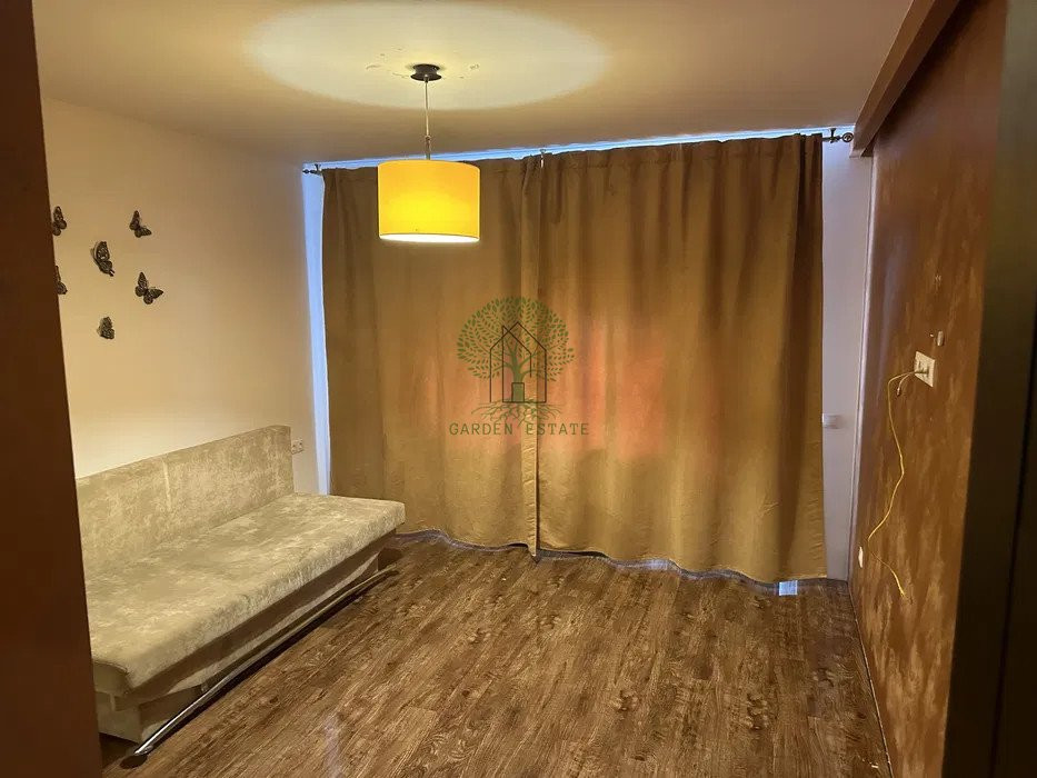 Apartament cu 3 camere, zona Tineretului Floresti + parcare