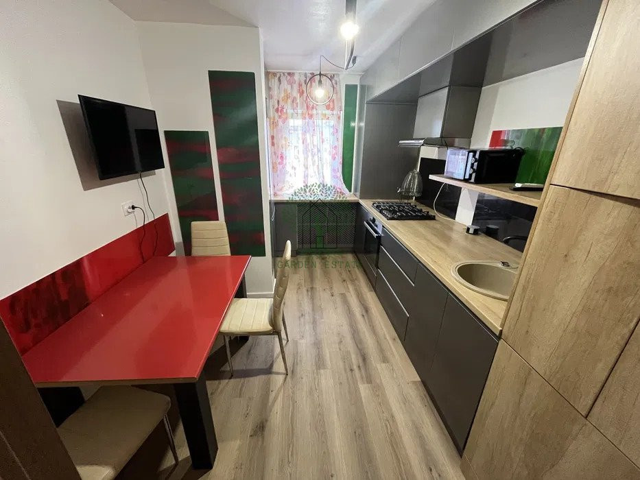 Apartament cu 3 camere, decomandat, zona Expo Transilvania Marasti