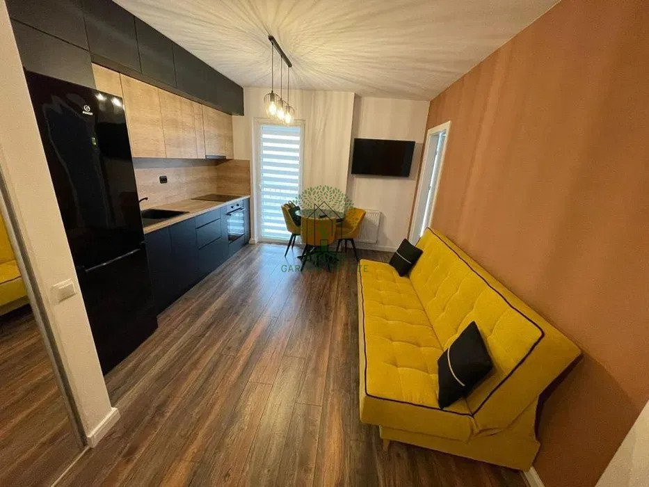 Apartament in zona Sopor, 37 mpu, etaj intermediar