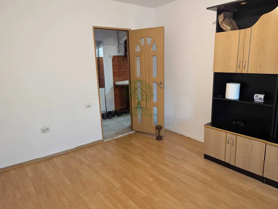 Apartament cu 2 camere, decomandat, Piata Hermes Gheorgheni