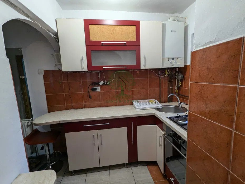 Apartament cu 2 camere, decomandat, Piata Hermes Gheorgheni