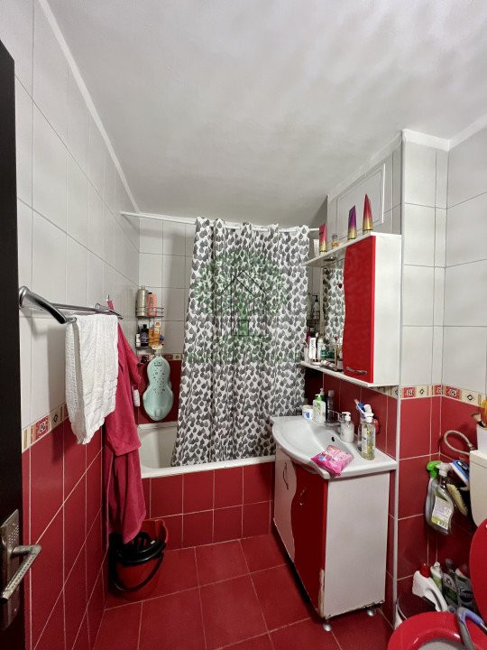 Apartament cu 3 camere decomandat in Zorilor + garaj sub bloc